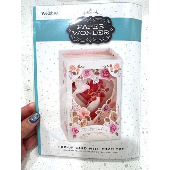 NWT set of 4Wedding & Love-Themed Greeting Cards By Papyrus & Hallmark - Picture 7 of 10